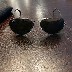 Authentic Ray-Ban Aviator Style Sunglasses